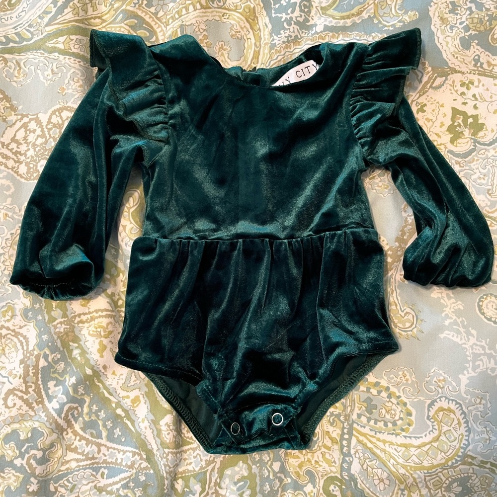 Green Velvet Bubble 3-6m